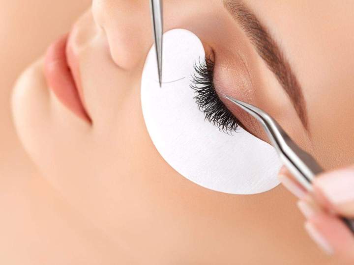 <p>Lash Technician, Cooper City</p>